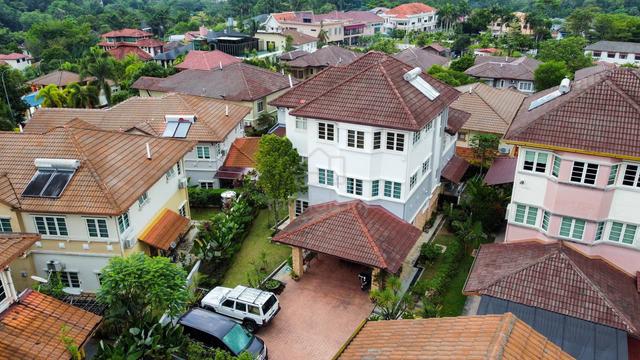 2.5 Storey Bungalow Kemensah Heights 1