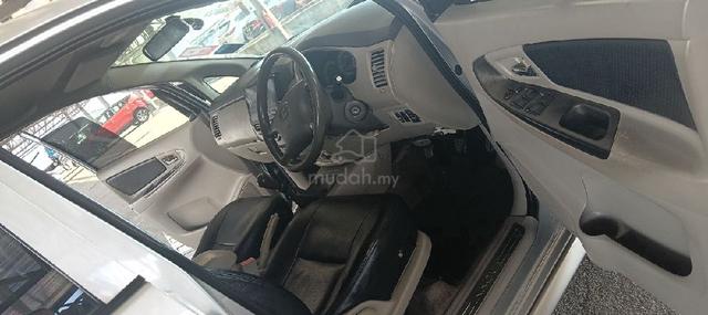 Toyota INNOVA 2.0 E FACELIFT (M) 2010 - 2