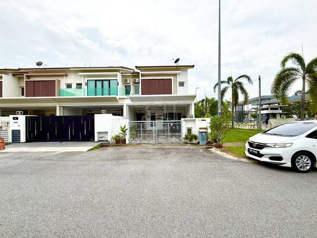 END LOT | RENO‼️ 2 Storey Zinnia Residence Taman Seri Jaromas Jenjarom 1
