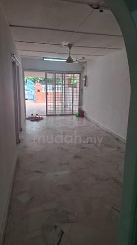 Single Storey @Taman Glenmarie ,batu 3 ,Shah Alam for sale 1
