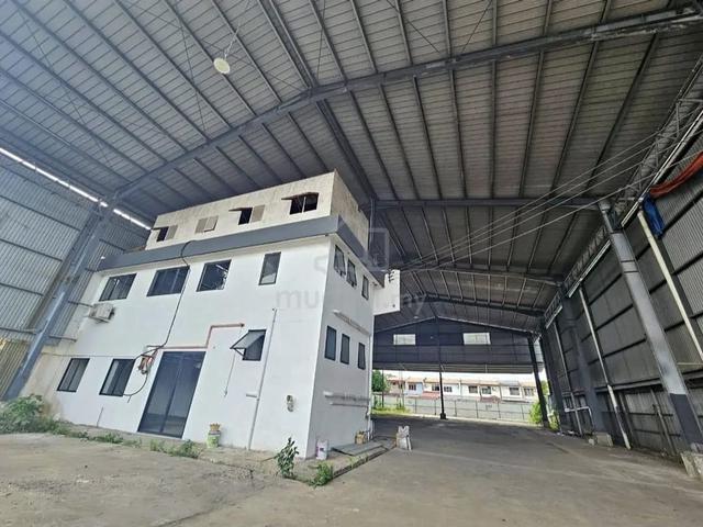 FULLY COVER WAREHOUSE AT BINTAWA KUCHING SARAWAK FOr RENT 1