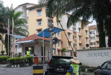 Partially Furnished Selangor Puchong Room For Rent 1