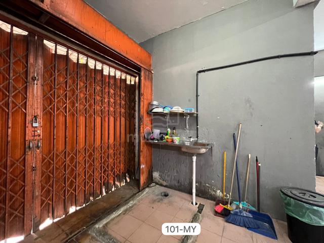[Ground Floor] Bukit Tinggi Shoplot GROUND FLOOR 20*70sqft Basic for r 5