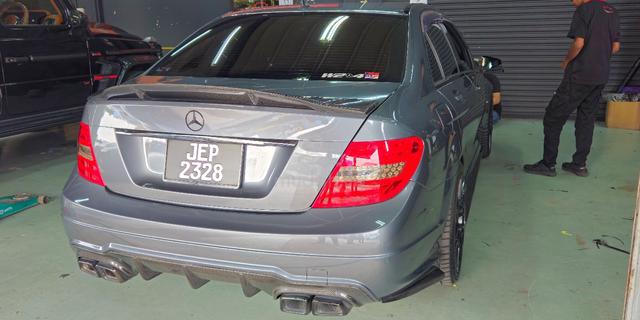 Mercedes-Benz W204 C200 CGI TURBO CONVERT FACELIFT - 3