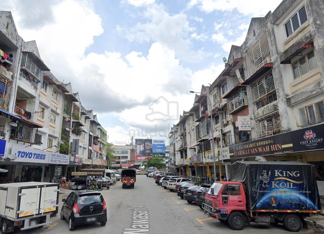 Shop under Apartment for Sale, Visible from the main road, Ampang 1