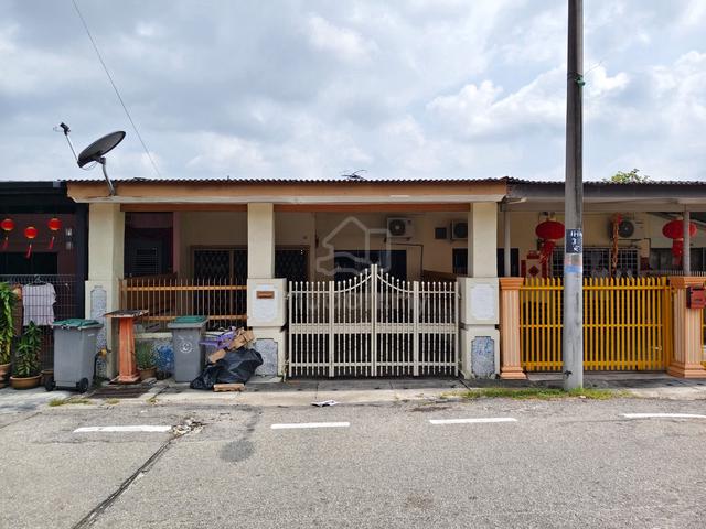 Jalan Haji Abdullah 1 storey terrace house with 3 bedroom&3 bathroom 1