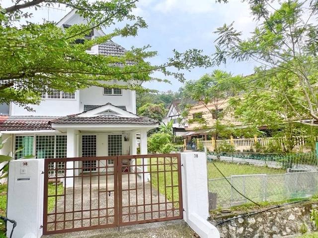 CORNER LOT - 2.5 Storey House Taman Bukit Mulia, Ampang | Exclusive 1