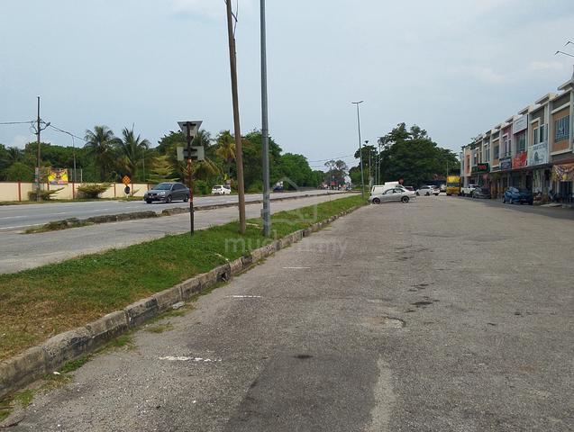 Rumah Kedai Tingkat 1 Untuk Disewa - Chemor 4