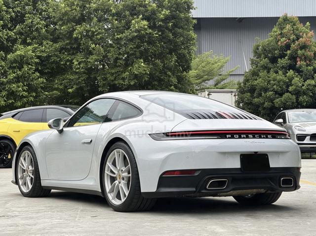 2025 Porsche 911 Carrera (992 II) BRED INTERIOR 5A - 2