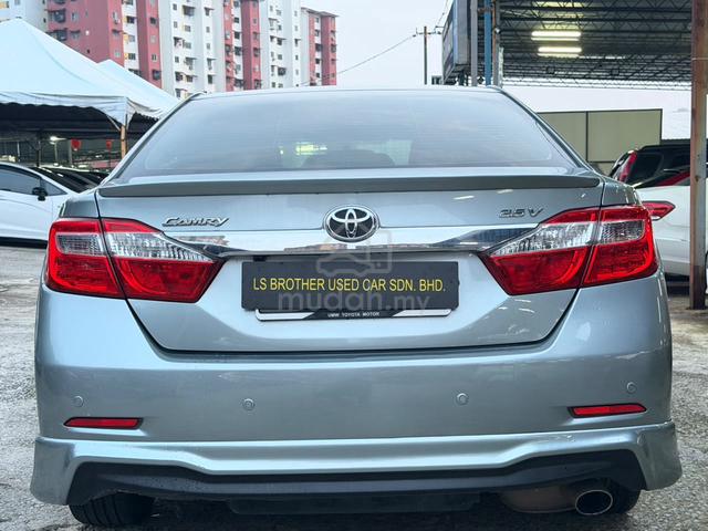2013 Toyota CAMRY 2.5 V XV50 One Careful Owner - 4