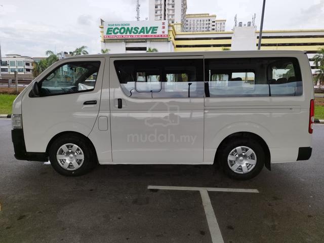 2015 Toyota Hiace 2.5 (M) 14 Seat Low Roof Window - 5