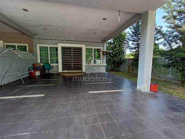 2mins from ECM kuantan 3km away from HTAA 2km from IIUM furnishedHouse 1