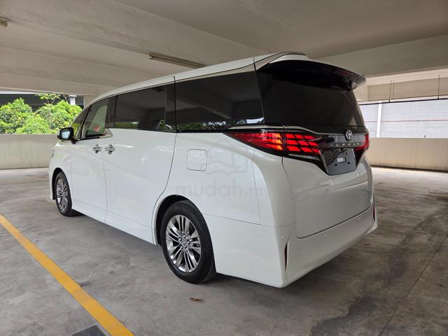 HUD TEAMMATE 2024 Toyota ALPHARD 2.5 Z CHEAPEST - 2