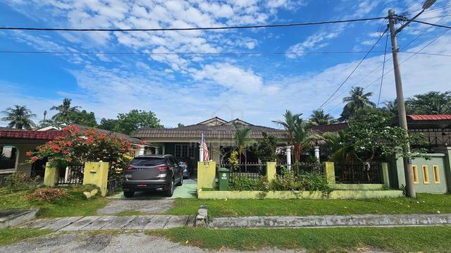Batu 8 ,Ulu Kinta Perak - Banglo Setingkat 💥Cantik💥 Untuk Dijual 1