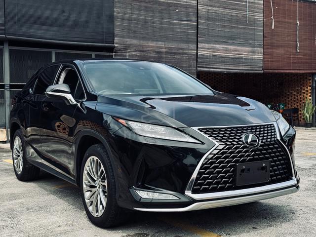 2022 Lexus RX300 2.0 4 LED Black interior 24k KM - 2