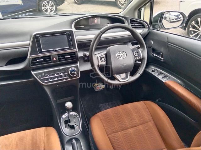 2017 Toyota SIENTA 1.5 V (A) Two Power Door - 3