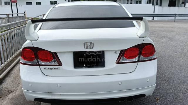 2011 Honda CIVIC 1.8 i-VTEC (A) - 4