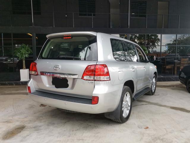 2010/2011 Toyota LANDCRUISER 4.5L V6 Diesel - 4