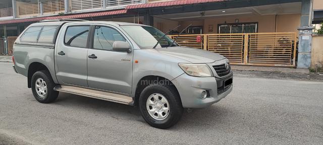 2012 Toyota HILUX2.5G VNT FACELIFT 1 Owner,Ori Cat - 1
