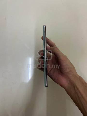 Oppo Reno5 5G - photo 4 of 4