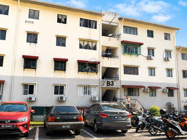 Putra Permai Block B 1