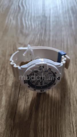 Casio Strap Watch - photo 2 of 3