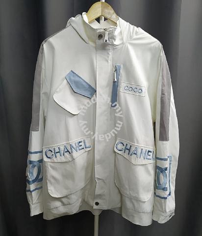 Used Chanel white hoodie jacket - Clothes for sale in Johor Bahru, Johor
