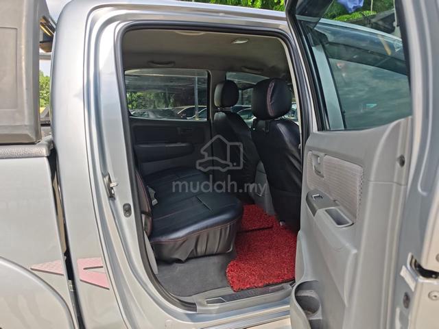2010 Toyota HILUX 4X4 2.5 (M) - 5