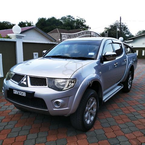 2011 Mitsubishi TRITON 2.5 RA KB4TGJRXZR FACELIFT - 4