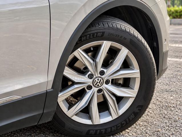 [2020] Volkswagen TIGUAN 1.4 HIGHLINE Powerboot - 5