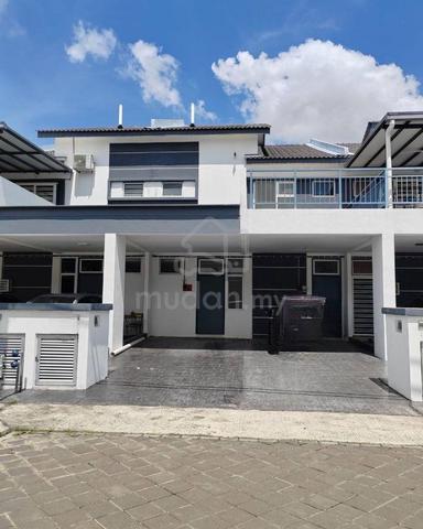 Rumah Townhouse Kita Bayu Cybersouth Below Market Price 🔥 1