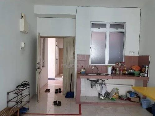 Ixora Apartment (Bukit Beruang) 1