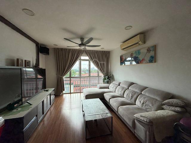 Pulai View 1