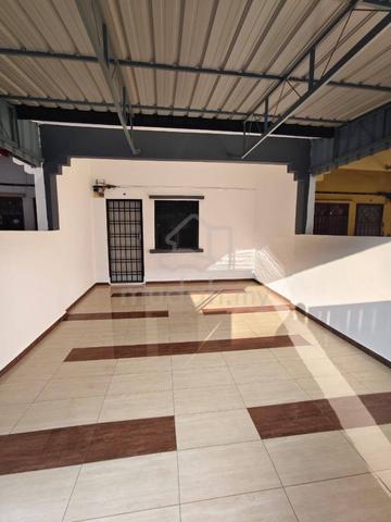 Batu Pahat, Bukit Flora, Banang Jaya, 2 Tingkat 3 Bed+ 2Bath Full Loan 1