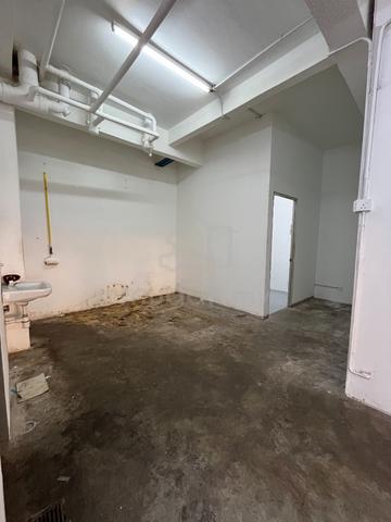 Seri Kembangan Putra Permai Tmn Equine Shop Rent-Ground Floor, 660sqf 2