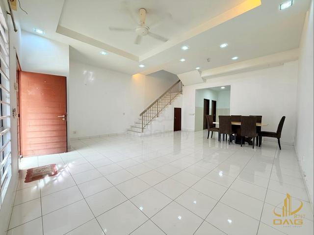 Setia Impian 8 Setia Alam 2sty 20*70sqft Reno nice unit for sale 2
