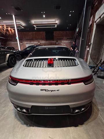 2022 Porsche 911 3.0 TARGA 4  (A) 5Acar 7k km - 3