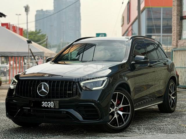 2021 Mercedes Benz GLC300 2.0 AMG ONLY 35K KM - 1