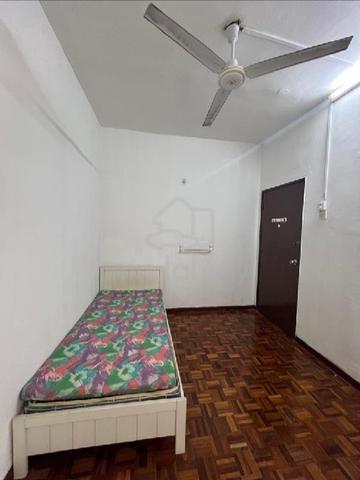 bilik untuk disewa Pangsapuri Daisy Subang Perdana Kg melayu subang 1