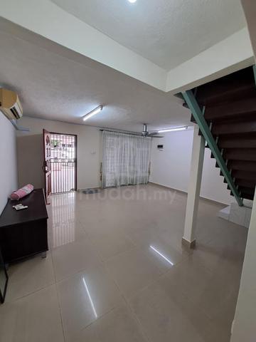 Double Storey. Taman Melawati Freehold 18x70 Limited Unit 1
