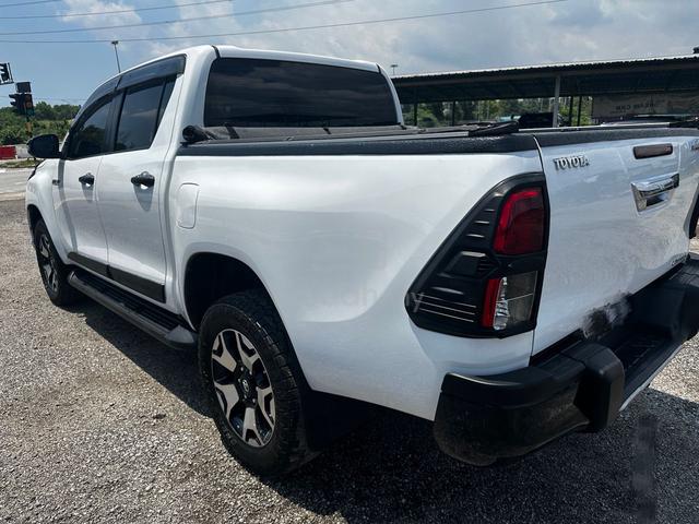 2018 Toyota HILUX 2.4 G LE (A) - 2