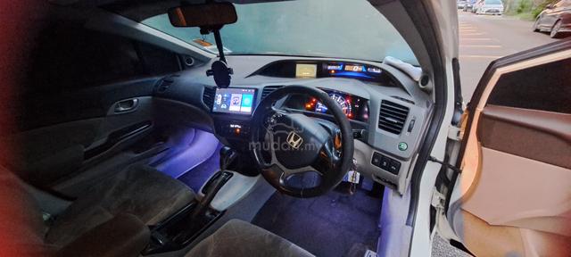 2012 Honda CIVIC 1.8 S i-VTEC FACELIFT (A) - 5