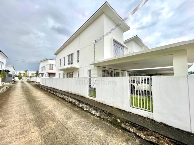 2 Storey End Lot Extra Land,Paling Murah ‼️ 1