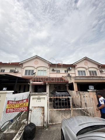 2-storey terrace in Taman Puchong Tekali. 1