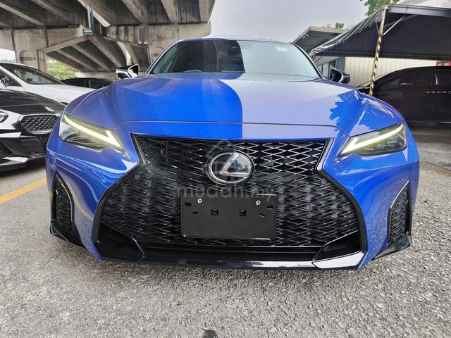 2022 Lexus IS300 2.0 F-Sport Mode Black 11k km 5B - 2