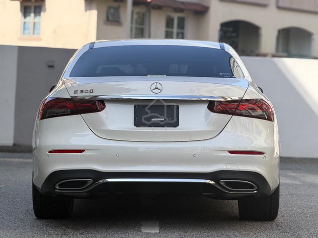 2021 Mercedes Benz 2.0T E300 AMG SPORT - 4