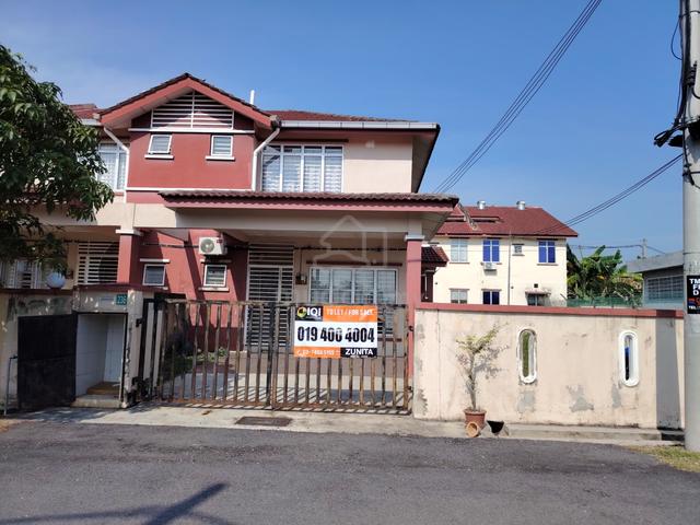 1.5 Storey Terrace House, ENDLOT (with extra land) 2658sqft 1