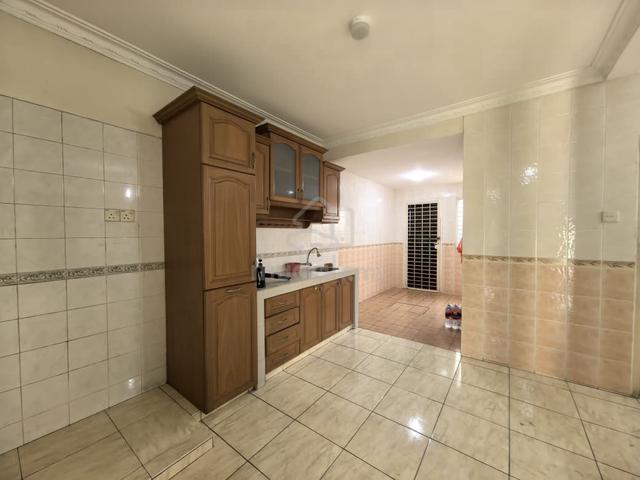 Liparis Endlot 2sty Renovated Kitchen Extended Kota Kemuning 1