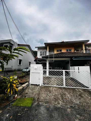 End Lot | 2 Storey Terrace Taman Ukay Perdana, Ampang 1