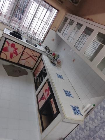 family type house for rent 1